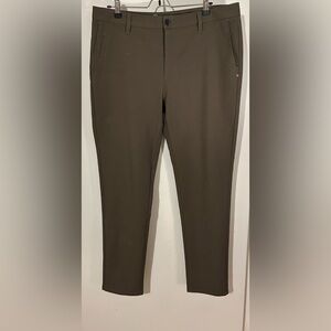 Vuori Meta Pants Men's 5-Pocket Pants size 34 Green